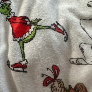 Kids Grinch PJs NWT
